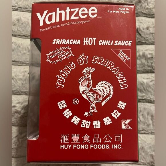 Hasbro Yahtzee Sriracha Hot Chili Sauce Game Collectable New In Box - Picture 2 of 3